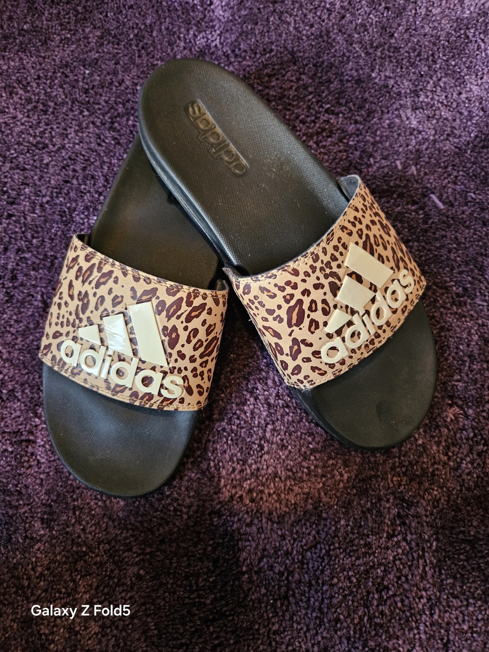 adidas Leopard Slide Sandals - Black and Tan Worn Once - Picture 3 of 7